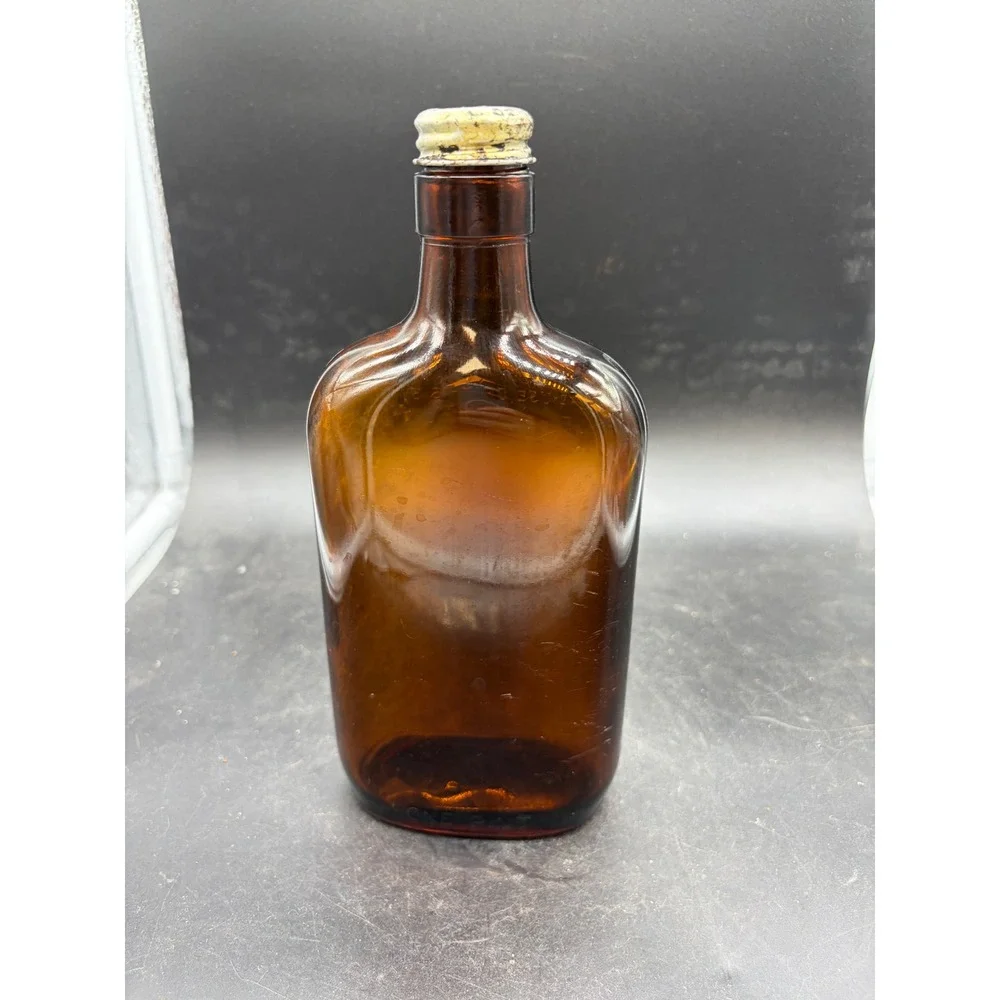 Vintage Amber Glass Flask Federal Law Forbids Sale Or Reuse Liquor Bottle 1 Pint